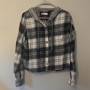 2/$15 Cropped Hooded Plaid Flannel (L)
